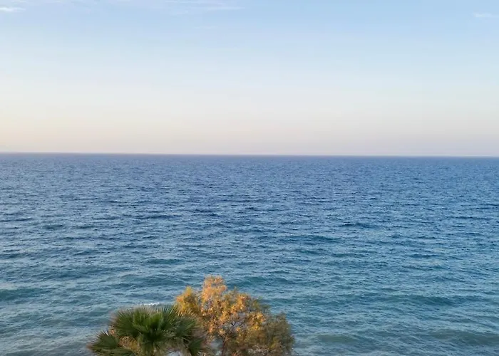 Michelangelo Villa Oia